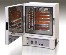 Splicing oven for carbon fiber manufacturing